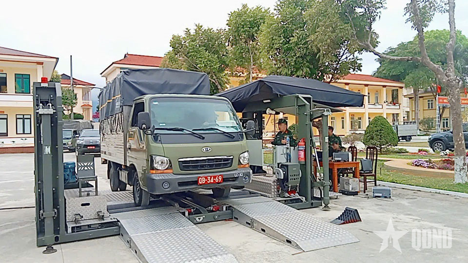 Quân khu 2 kiểm định xe ô tô quân sự năm 2026